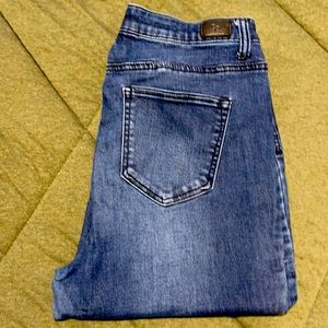 Celebrity Pink high-Rise Ankle skinny Jean